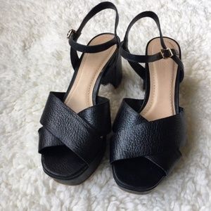 Mercanti Fiorentini Leather Sandal 🖤